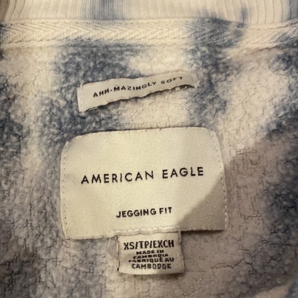 American Eagle Sweatshirt - Picture 2 of 5